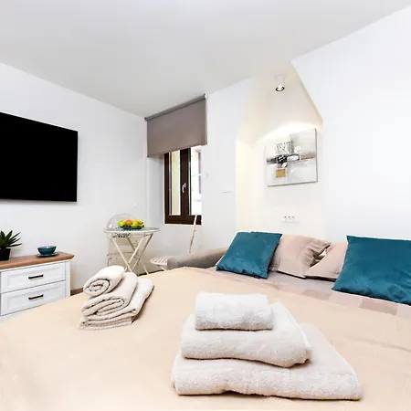 Mel Apartman