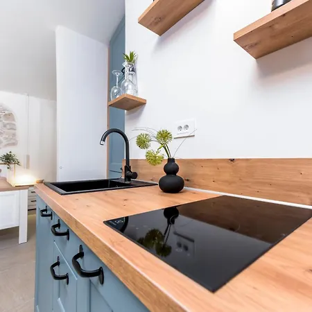 Mel Apartman