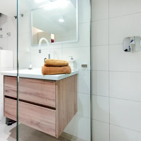 Mel Apartment *
